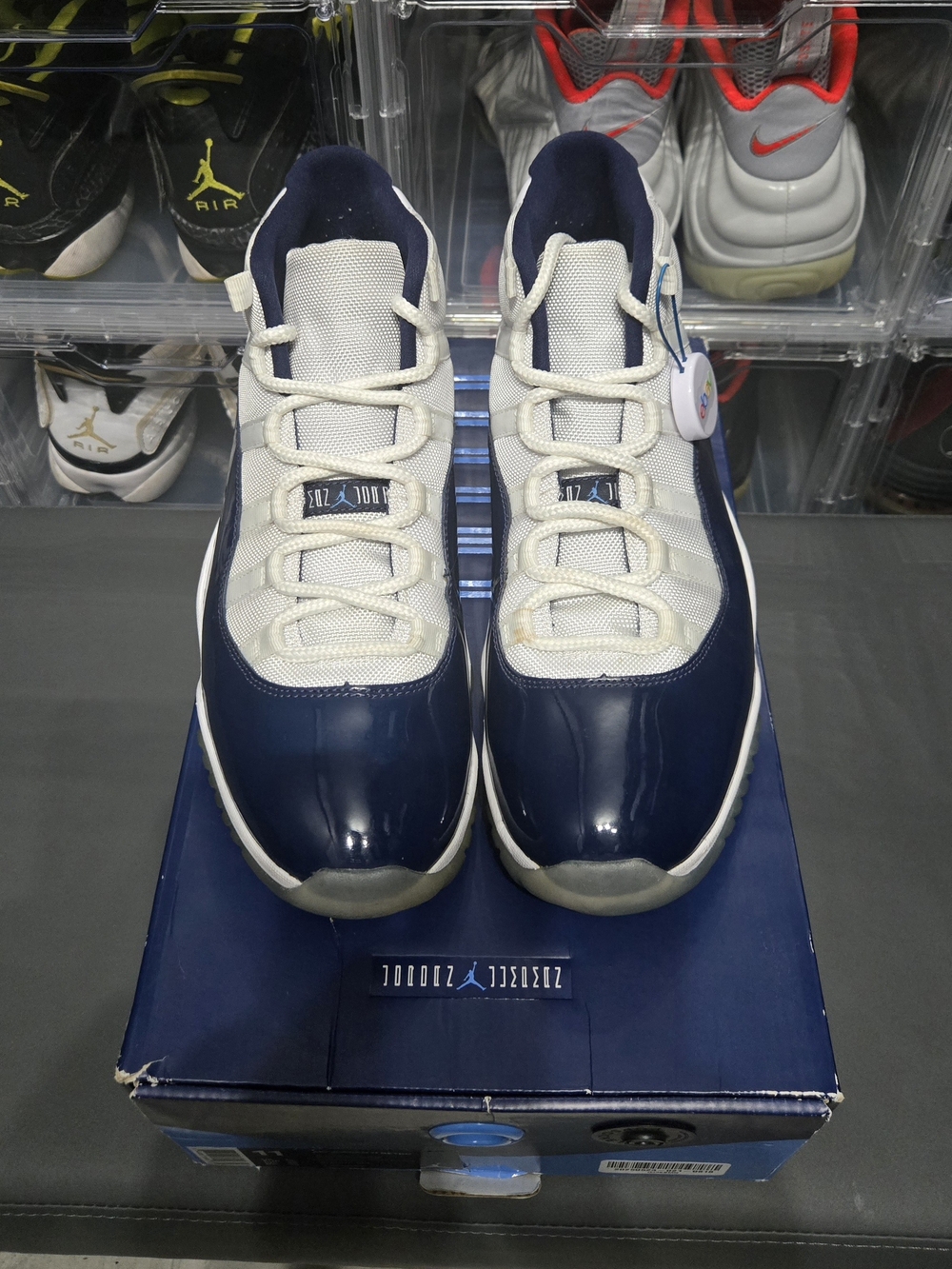 Mens Nike Jordan 11 Retro Win Like 82 (Size 11)